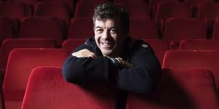 Invité du tube de canal plus, stéphane plaza s'est confié comme jamais.alors que dans un sujet lui étant consacré. Stephane Plaza Biographie De Stephane Plaza Cosmopolitan Fr