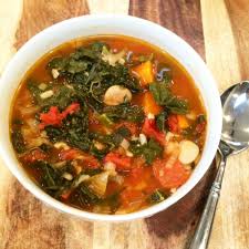 Hearty Kale Bean Soup Kale And Bean Soup Bean Soup Recipes Bean Soup