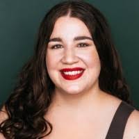 Elspeth Burton's Instagram, Twitter & Facebook