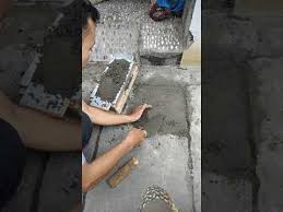 Dengan membuat cetakan bataoko sendiri ini selain menghemat biaya, anda juga dapat menyesuaikan ukuran batako yang ingin dibuat. Cetakan Batako Dari Kayu Praktek Youtube