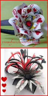 Cut out the size of your neck on a piece of white paper. 20 Alice In Wonderland Costumes And Diy Ideas 2017