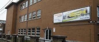 Le garde des sceaux seguier chercha plus d'une fois la cloche pour la sonner, comme il le faisait autrefois. Sambreville Des Djihadistes A L Athenee Royal De Tamines Sudinfo Be