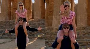 Il loro amore è scoppiato nella casa più spiata d'italia, ma lui è davvero fedele? Clizia Incorvaia Accompagna Paolo Ciavarro In Giro Per La Sicilia Cade E Mostra Le Ferite Voleva Farmi Fuori