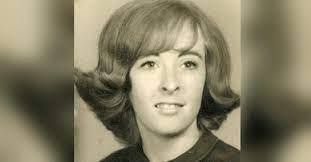 Marilyn Vickers's Instagram, Twitter & Facebook