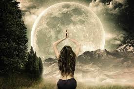 The moon is the ruler of the subconscious, and when it reaches its fullest state, the mask comes off and everyone's true feelings are brought to the surface. Full Moon In Cancer Astrology Report For January 1 2018 Rising Woman
