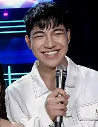 Darren Espanto's new hairstyle