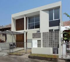 Tentunya keseluruhan dari struktur rumah juga akan ikut runtuh. Pentingnya Mengecek Struktur Sebelum Meningkat Rumah