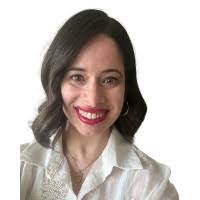 Evelyn Mayes's Instagram, Twitter & Facebook