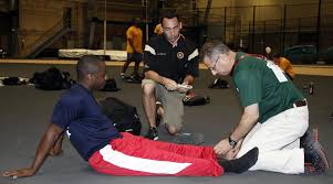 2014 Warrior Trial's athlete takes a break to check