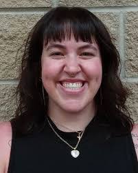 Emily Leonard's Instagram, Twitter & Facebook