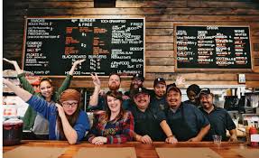 How Restaurants Are Rethinking The Employee Experience Https Cstu Io 00700d Employeeengagement Futureoftheworkplac Rethought Restaurant Employee Engagement