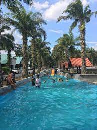 Kawasan mandi di sekitar pantai pulau rawa memang cantik. Port Baek Mandi Manda Lata Seri Viral Media Johor Facebook