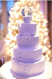 Wedding Cake Toppers For A Winter Wonderland Wedding Mywedding Winter Wedding Cake Winter Wonderland Wedding Cakes Winter Wonderland Wedding