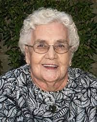 Cora Pigg's Instagram, Twitter & Facebook