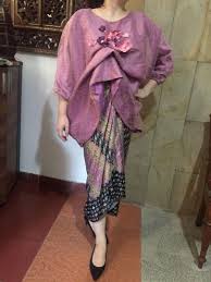 Pada artikel ini kita akan membahas 4 aplikasi desain baju gratis terbaik android untuk mendesain baju/kaos sesuai dengan imajinasi agan. Kebaya Tunic Organza Baju Bodo Modern Atasan Dan Inner Saja Fesyen Wanita Pakaian Wanita Di Carousell