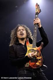 See full list on wealthypersons.com Pin By Shad Christensen On Bands Musicians I Like Kirk Metallica Kirk Hammett Metallica