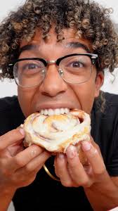 The BEST Cinnamon Rolls! Full recipe coming soon! 😝😝 #cinnamonrolls  #baking #cakesofinstagram #cakestagram #bakinglove