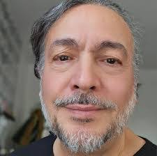 Brian Dieringer's Instagram, Twitter & Facebook