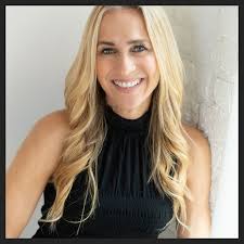 Rebecca Devine's Instagram, Twitter & Facebook