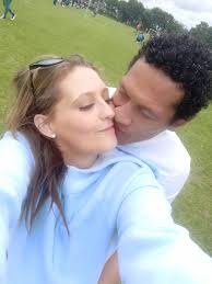 Make me kiss this lady please