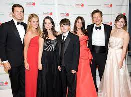 Oz kicks off a daily show sept. Dr Oz And Family
