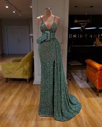 Pin By Layla Ovalles On Valdrin Sahiti Gowns Evening Dresses Dresses Prom Dresses Long