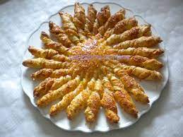 Soleil Feuillete Jambon Gruyere Pour L Apero Les Delices De Mimm