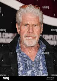 10 ron hi-res stock photography and images