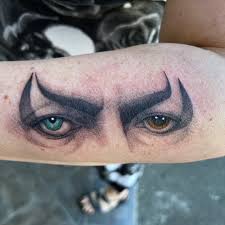 Jareth. Single needle. (Kyler Suchey @ Absolute Tattoo, San Diego) :  r/tattoo