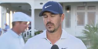 Great drill for players who have issues block fading the ball. Video Brooks Koepka Hates Bryson Dechambeau With His Entire Soul
