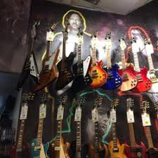 Guitar center sessions is filmed live in front of a studio audience in the world famous guitar center hollywood vintage room. Guitar Center 43 Photos 148 Reviews Guitar Stores 25 West 14th St New York Ny Phone Number