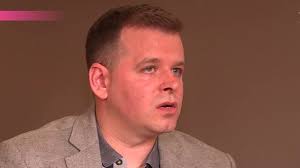 DANIMA SE ŽALIO DA JE UMORAN, RASTALI SMO SE BEZ POZDRAVA: Kum pokojnog  Darka Radovanovića otvorio dušu, evo šta se danas dešava s pevačevom ćerkom  i ženom