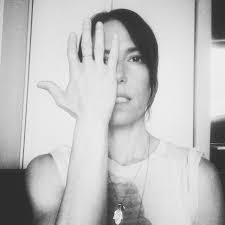 Keren Toledano's Instagram, Twitter & Facebook