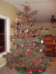 Pix For Noble Fir Decorated Christmas Tree Art Noble Fir Christmas Tree Vintage Christmas Tree