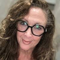 Sherri Knowles's Instagram, Twitter & Facebook