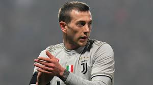 In the current season federico bernardeschi scored 1 goals. Bernardeschi Not Ronaldo Allegri S Most Important Weapon As Com