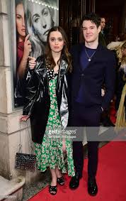 Michaela coel y su serie i may destroy you dejan a los grandes ganadores de los bafta tv awards 2021 mientras que the crown se va con las manos educación sexual también recibió muy poco reconocimiento, con la excepción de aimee lou wood coronada como mejor actriz en una comedia. Gatw On Twitter Aimee Lou Wood And Connor Swindells Arriving For The Opening Night Of All About Eve Sexeducation