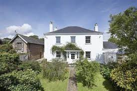 Beautiful White Georgian House Georgian Homes House Front House