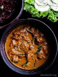 Slow Cooked Sri Lankan Beef Curry Like My Grandmother Makes Recipe Yummly Recipe Beef Curry Recipe Slow Cooked Beef Curry Recipes