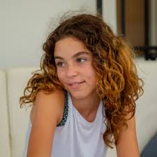 Daily Devotional for Girls: 3-Minute Devotions for Girls 10-12: Gilmore,  Denise: 9789189744899: Amazon.com: Books