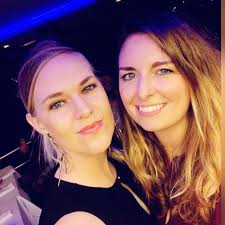 Looking for wedding photographers in Pittsburgh with a budget of $2,000?