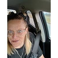 Julie Mccleary's Instagram, Twitter & Facebook