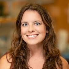 Ms. Jenna– Grant Manager and Editor Consultant