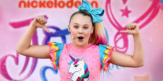 Jojo siwa/tiktok omg this is a whole other jojo and i love it, one fan commented on the video, while another called the reveal a historic moment. Jojo Siwa Bezeichnet Sich Als Pansexuell