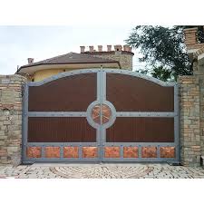 Cancello ferro con doghe in legno rovere massello tinteggiato noce. Cancelli Recinzioni Ringhiere Acciaio Inox E Ferro Eboli Salerno