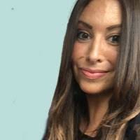 Jennifer Doria's Instagram, Twitter & Facebook