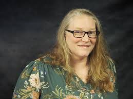 Heather Cheek's Instagram, Twitter & Facebook