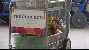 It ain't magic if it ain't flashy. Bay Pines Veterans Get A Special Delivery Of Flowers Wtsp Com
