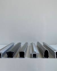 Rail aluminium pour baie coulissante. Pieces Detachees Pour La Reparation De Fenetres Et Baies Coulissantes Aluminium Et Pvc Mentor Alu