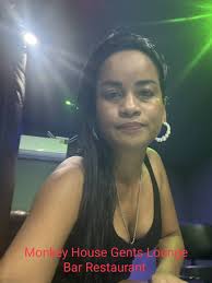 Sunday again. Are you making the most of your days? Up the tempo and drop  into: Monkey House Gents Lounge Bar Restaurant. Tasty bar snacks, meals.  Best pool table. Fans moving our